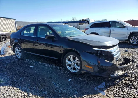 2012 Ford Fusion Se z USA, uszkodzony, nr VIN 3FAHP0HA2CR112546